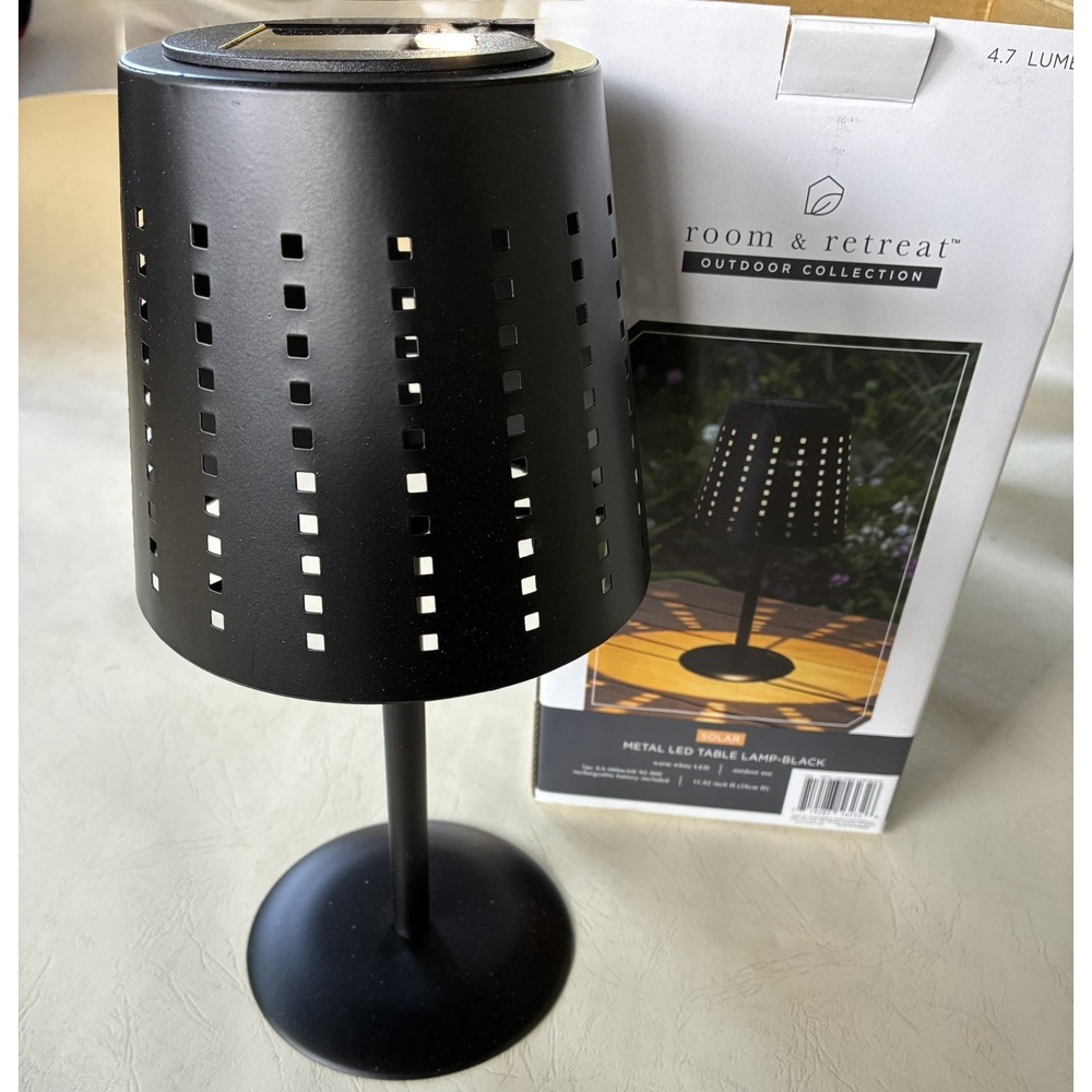 Room & Retreat Outdoor Solar Metal LED Table Lamp Black Cordless Patio Light New